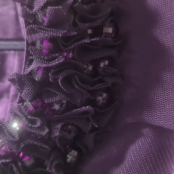 Purple gown - Picture 3 of 5